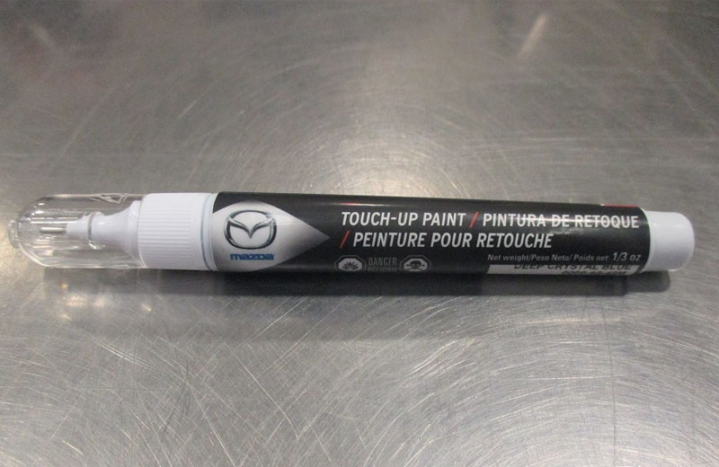 but-son-cam-ung-Mazda-Touch-Up-Paint