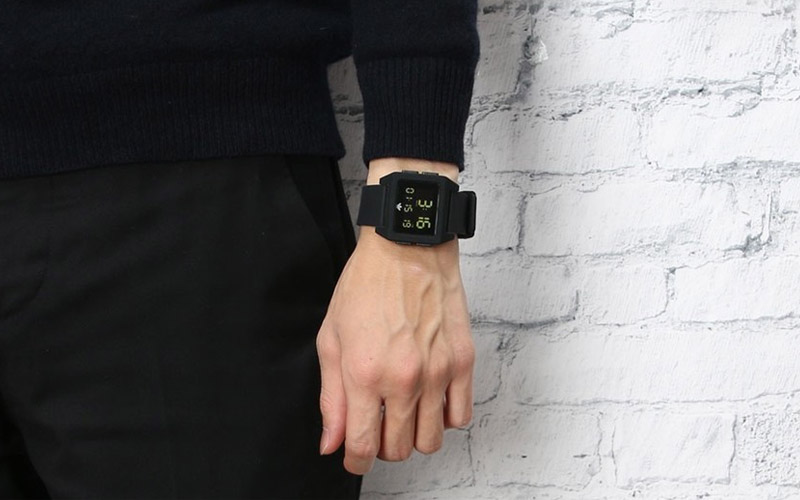 dong-ho-Adidas-Originals-Watches-Archive-SP1