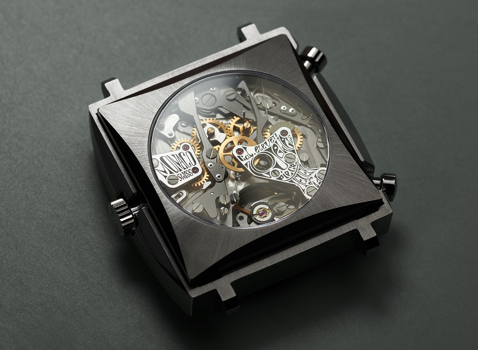 bo may ky thuat dinh cao cua TAG Heuer Monaco